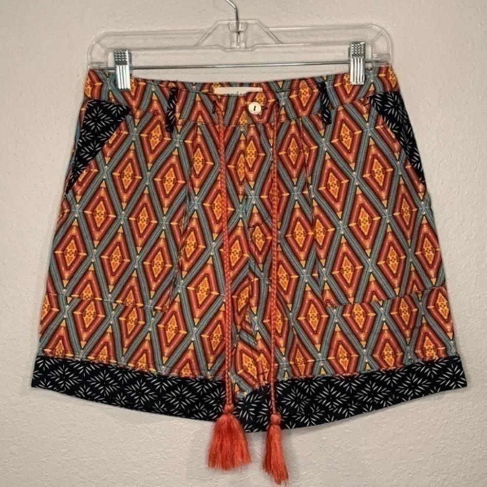 Sundance Kalini linen blend print shorts XS New, no tag